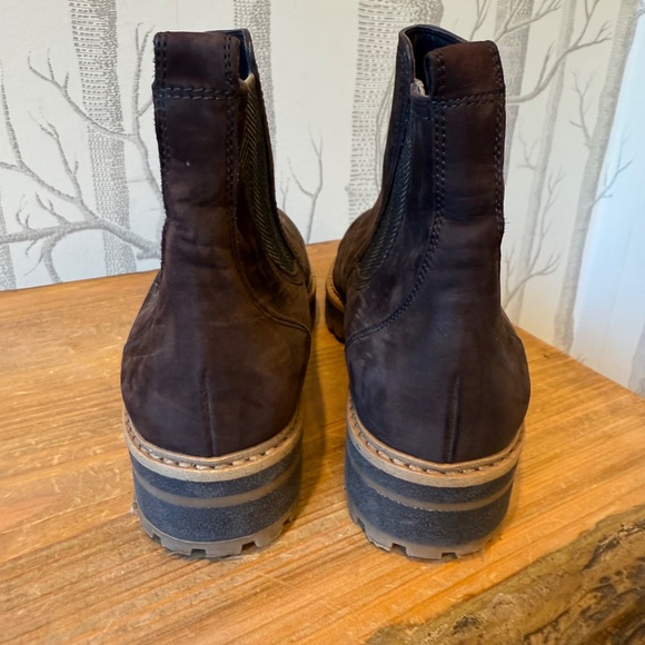 Paul Green Brown Chelsea Brogue Ankle Boots- US 7.5 EUC - Picture 4 of 7
